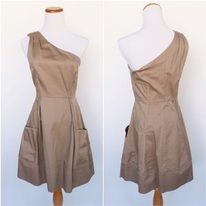 Jessica Simpson dress.